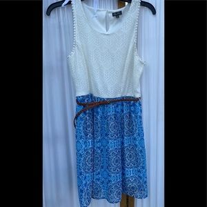 *Lily Rose Juniors Sleeveless Chase Belted Dress with Attached Slip